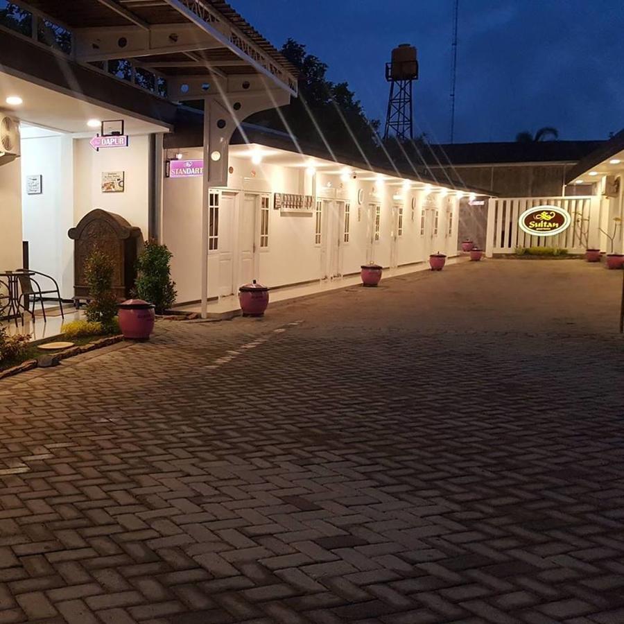 Sultan Guesthouse تولونغاغونغْ المظهر الخارجي الصورة