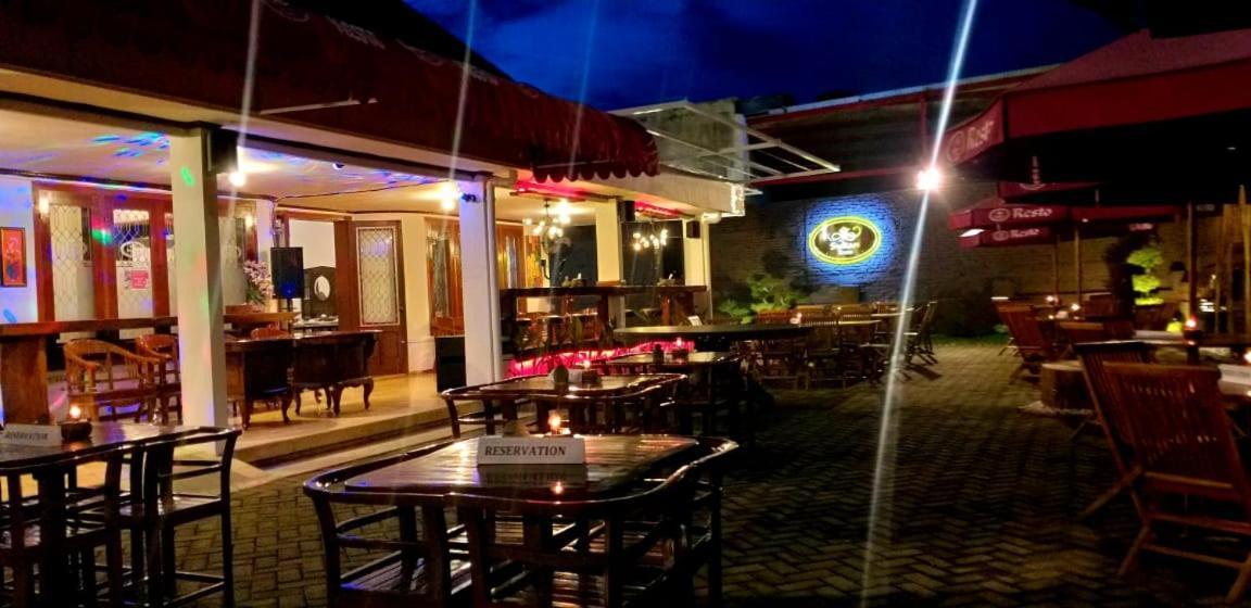 Sultan Guesthouse تولونغاغونغْ المظهر الخارجي الصورة